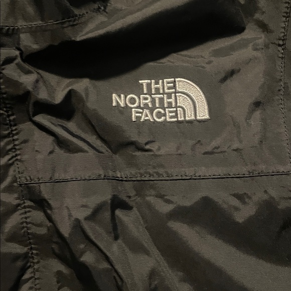 The North Face Black Rain Jacket Raincoat Boys HyVent size small 7/8 - Picture 2 of 6